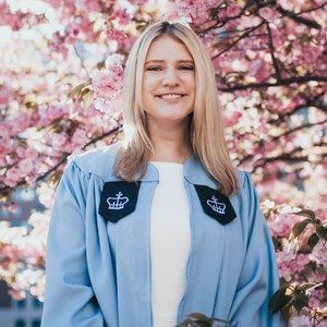 Meet your Posher, Megan